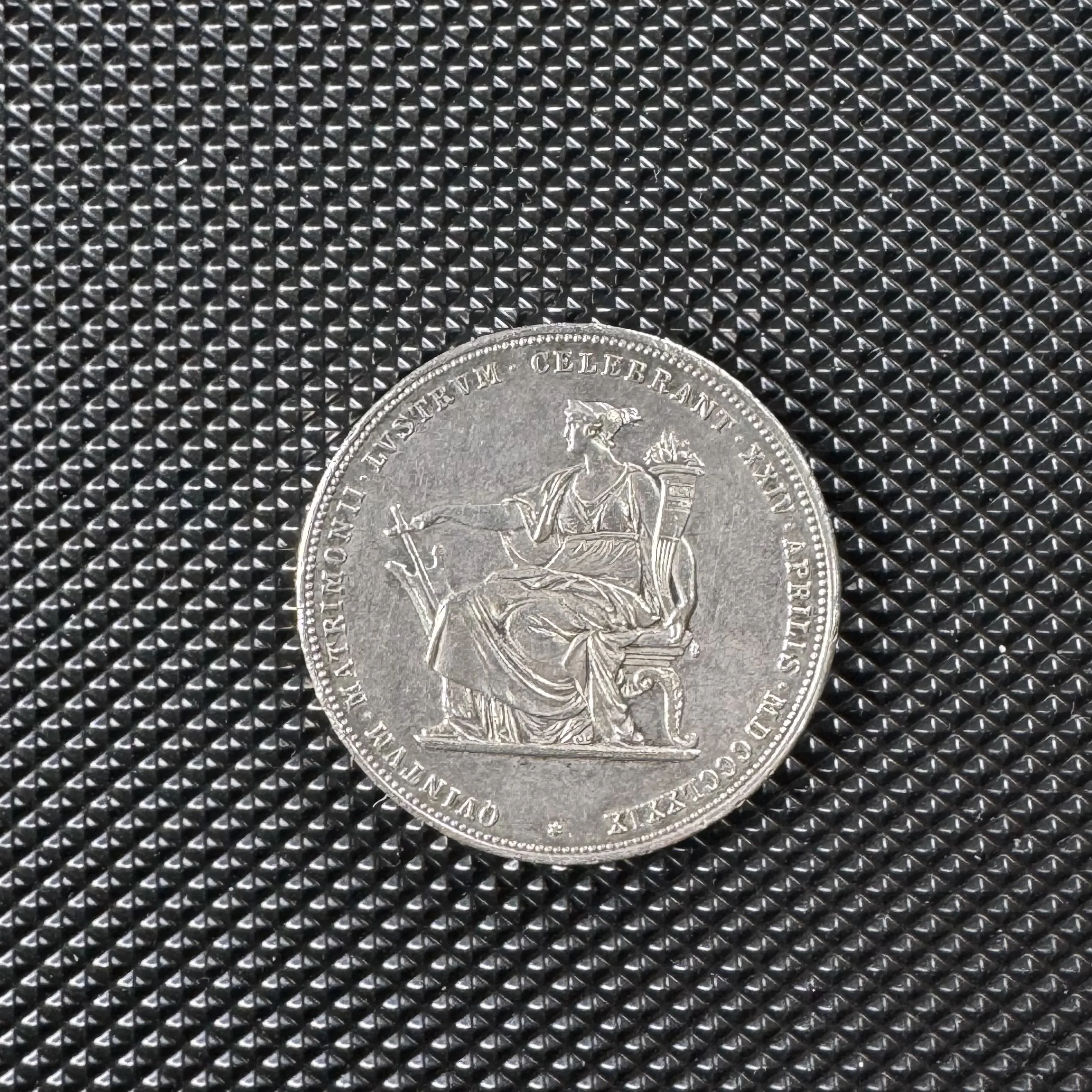 Đồng xu Áo 2 florin, 1879 (Silver Wedding Anniversary)